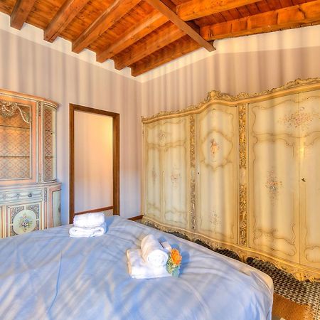 Laetitia Salo-Historic Center Near Lake - Happy Rentals المظهر الخارجي الصورة